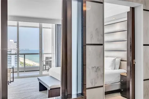 4391 Collins Avenue Miami Beach FL 33140