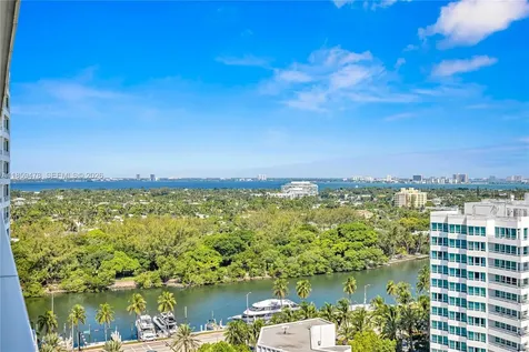 4391 Collins Avenue Miami Beach FL 33140