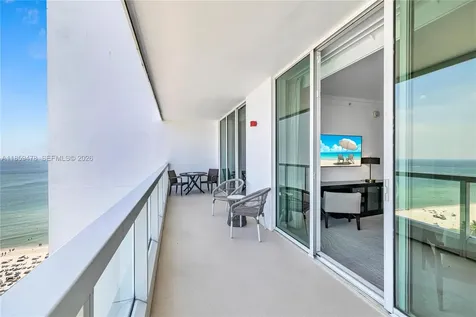 4391 Collins Avenue Miami Beach FL 33140