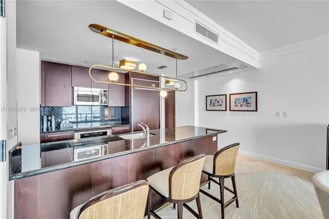 4391 Collins Avenue Miami Beach FL 33140