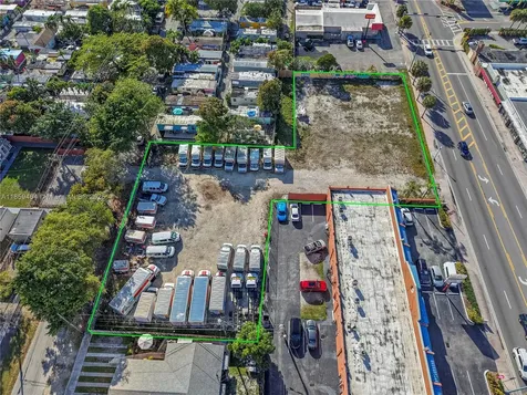 4350 SW 8th Street Coral Gables FL 33134