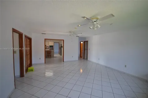 2700 SW 113th Avenue Miami FL 33165