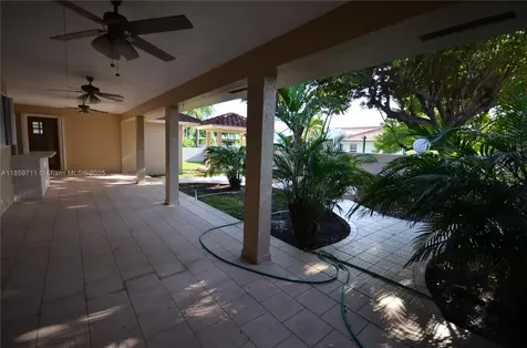 2700 SW 113th Avenue Miami FL 33165