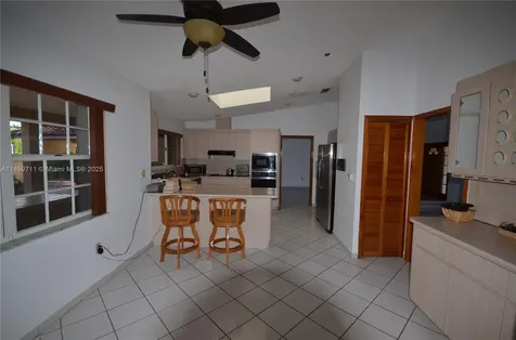 2700 SW 113th Avenue Miami FL 33165