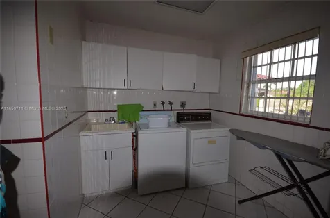 2700 SW 113th Avenue Miami FL 33165