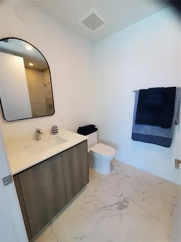 17550 Collins Avenue Sunny Isles Beach FL 33160