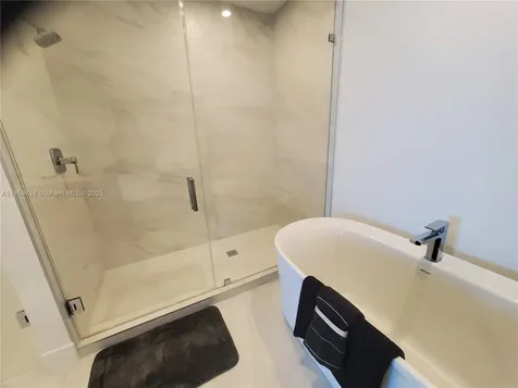 17550 Collins Avenue Sunny Isles Beach FL 33160