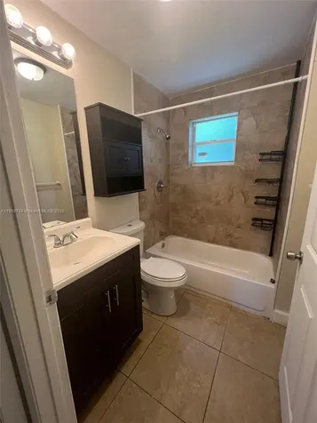 1649 W 28th Street Riviera Beach FL 33404