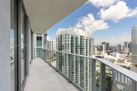 77 SE 5th Street Miami FL 33131