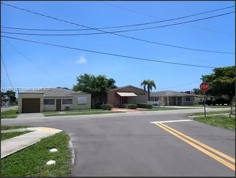 516 NW 4th Avenue Hallandale Beach FL 33009