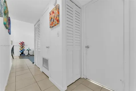 2780 NE 183rd Street Aventura FL 33160