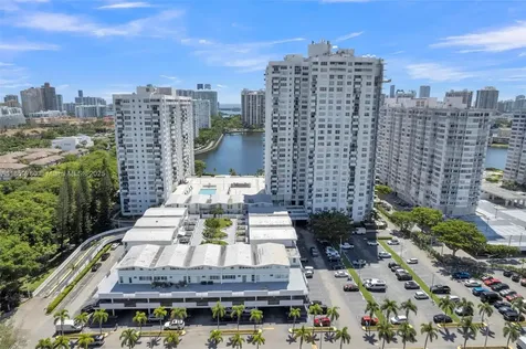 2780 NE 183rd Street Aventura FL 33160