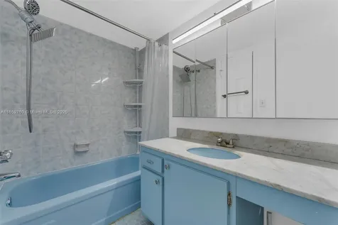 2780 NE 183rd Street Aventura FL 33160