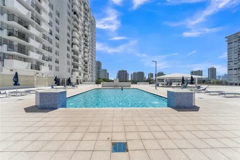 2780 NE 183rd Street Aventura FL 33160