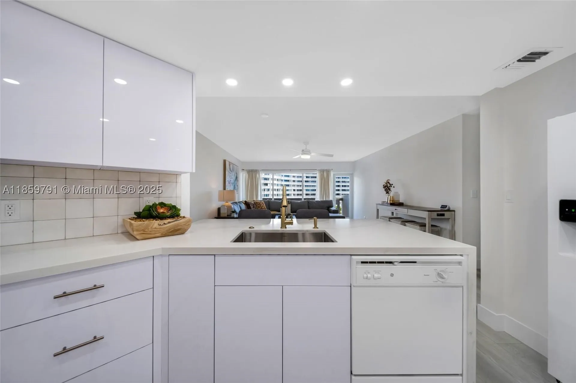 2100 S Ocean Drive Fort Lauderdale FL 33316