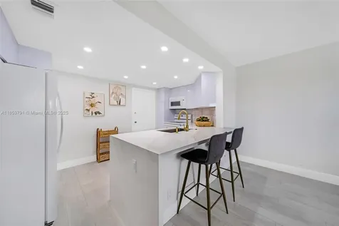 2100 S Ocean Drive Fort Lauderdale FL 33316