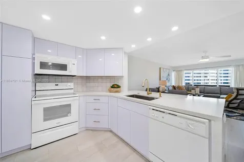 2100 S Ocean Drive Fort Lauderdale FL 33316