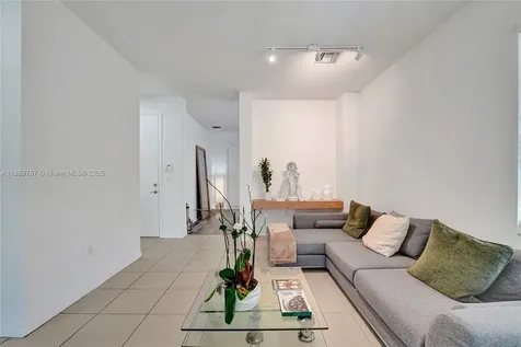 650 NE 191st Terrace Miami FL 33179