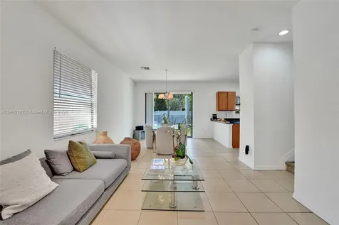 650 NE 191st Terrace Miami FL 33179
