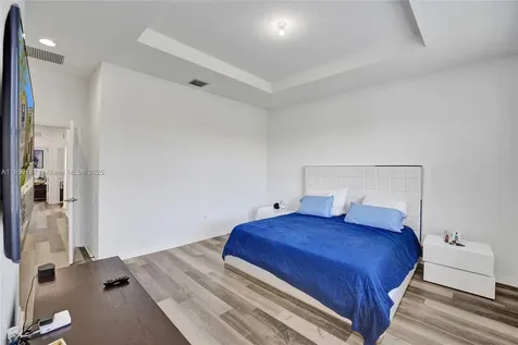 650 NE 191st Terrace Miami FL 33179