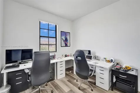 650 NE 191st Terrace Miami FL 33179