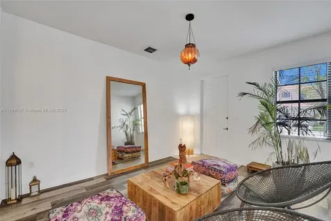 650 NE 191st Terrace Miami FL 33179