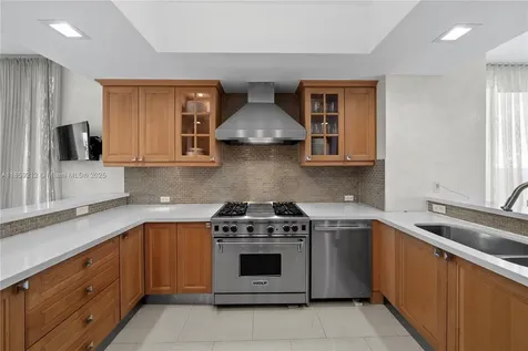 17875 Collins Avenue Sunny Isles Beach FL 33160