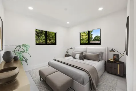 1095 NE 156th Street North Miami Beach FL 33162