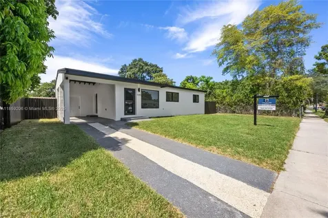1095 NE 156th Street North Miami Beach FL 33162