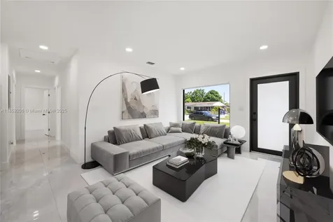 1095 NE 156th Street North Miami Beach FL 33162