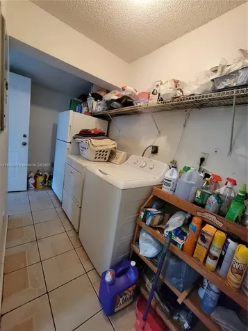 8901 NW 21st Avenue Miami FL 33147