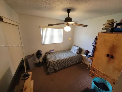 8901 NW 21st Avenue Miami FL 33147