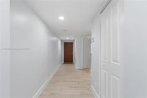 1110 SW 125th Avenue Pembroke Pines FL 33027