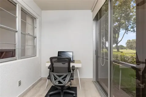 1110 SW 125th Avenue Pembroke Pines FL 33027