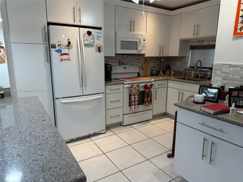 8981 S Hollybrook Boulevard Pembroke Pines FL 33025