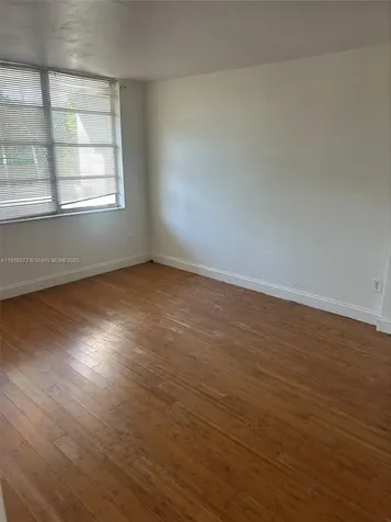 2175 NE 170th Street North Miami Beach FL 33162