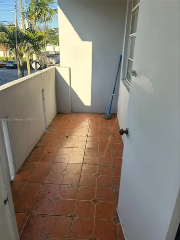 2175 NE 170th Street North Miami Beach FL 33162