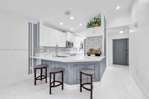 8711 SW 214th Street Cutler Bay FL 33189