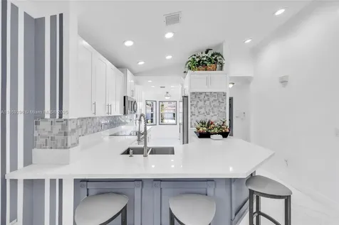 8711 SW 214th Street Cutler Bay FL 33189