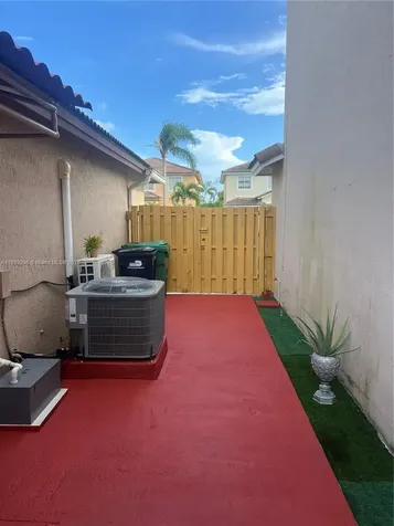 8711 SW 214th Street Cutler Bay FL 33189