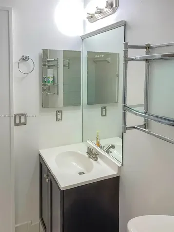 8711 SW 214th Street Cutler Bay FL 33189