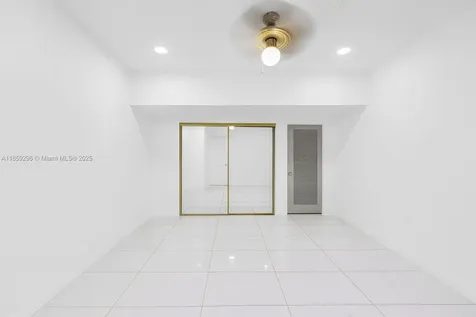 8711 SW 214th Street Cutler Bay FL 33189