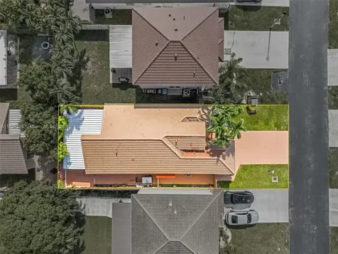 8711 SW 214th Street Cutler Bay FL 33189