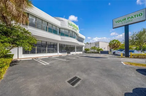 9855 S Dixie Highway Pinecrest FL 33156