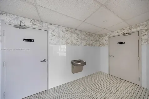 9855 S Dixie Highway Pinecrest FL 33156