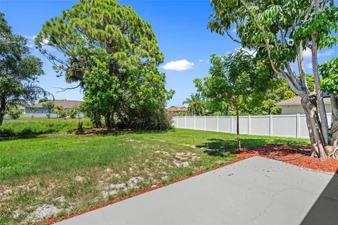 711 NW Riverside Drive Port St. Lucie FL 34983