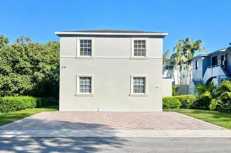 2371 SW 27th Street Miami FL 33133