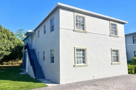 2371 SW 27th Street Miami FL 33133