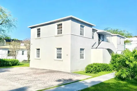 2371 SW 27th Street Miami FL 33133