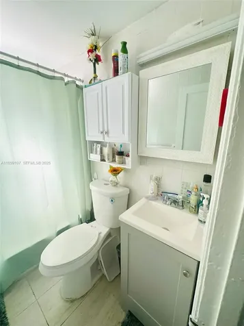 2371 SW 27th Street Miami FL 33133